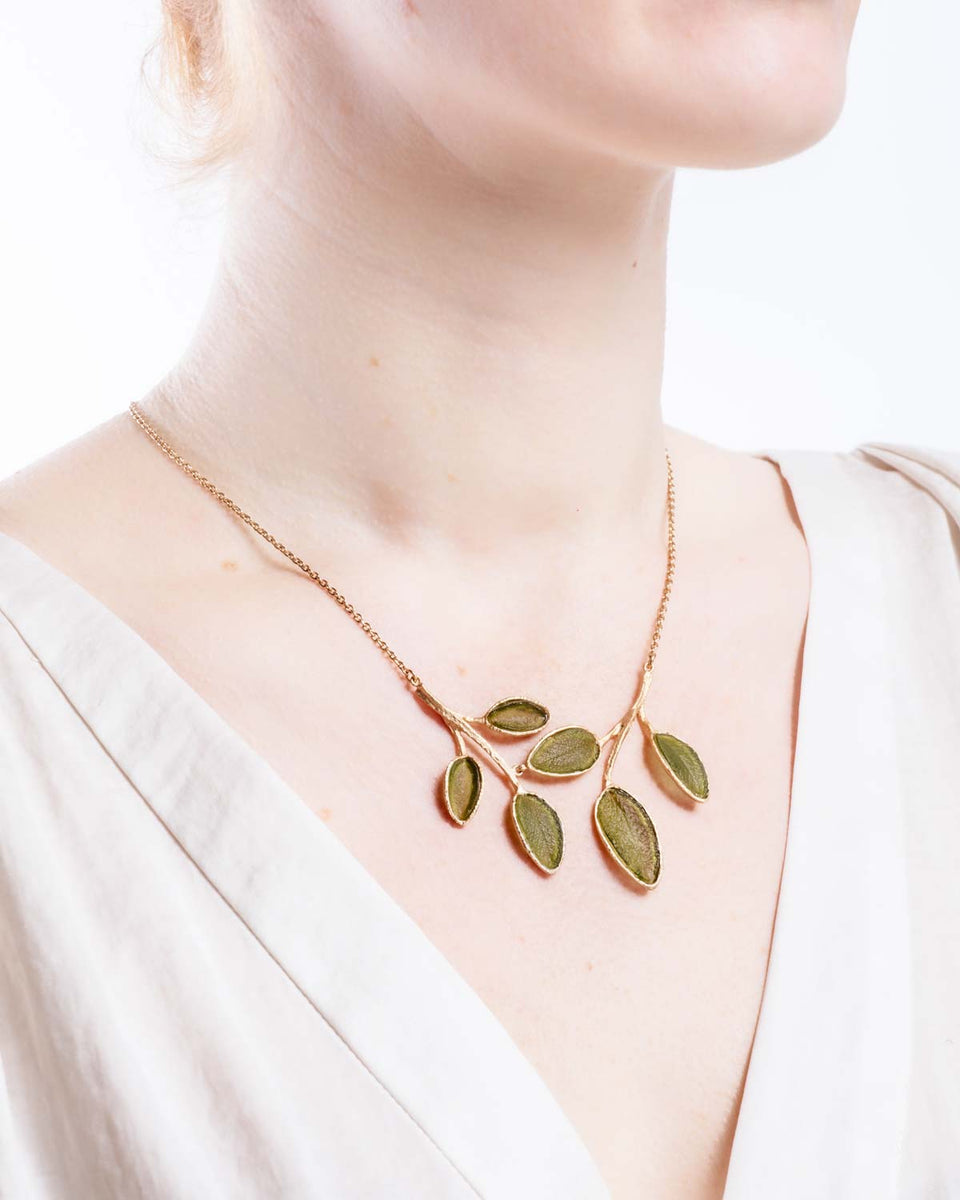 Sage-Necklace-green-