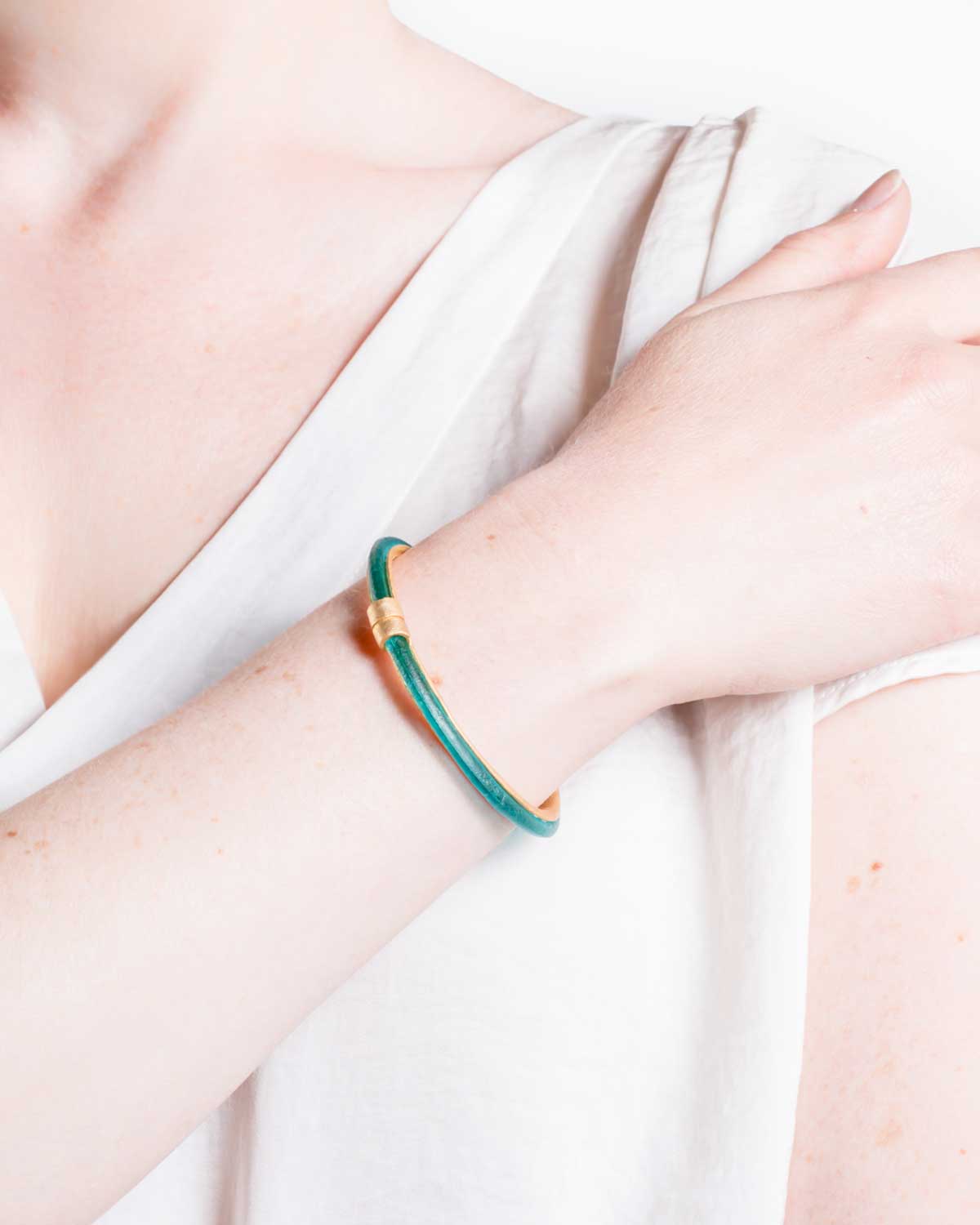 Bubble Magnetic Bangle - Turquoise